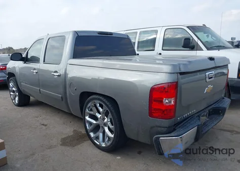2007 Chevrolet Silverado 1500 Ls z USA, uszkodzony, nr VIN 2GCEC13C471702863